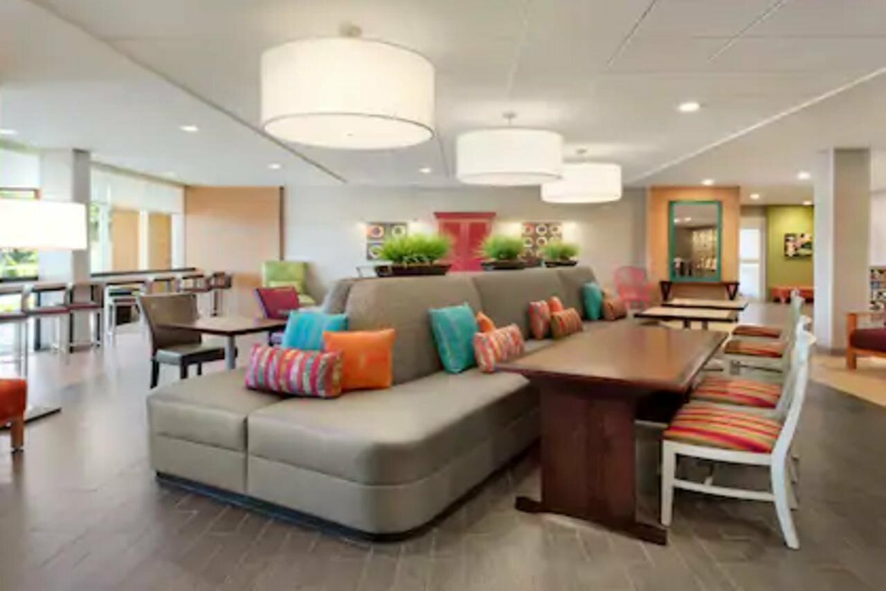 Фото Home2 Suites by Hilton Menomonee Falls Milwaukee