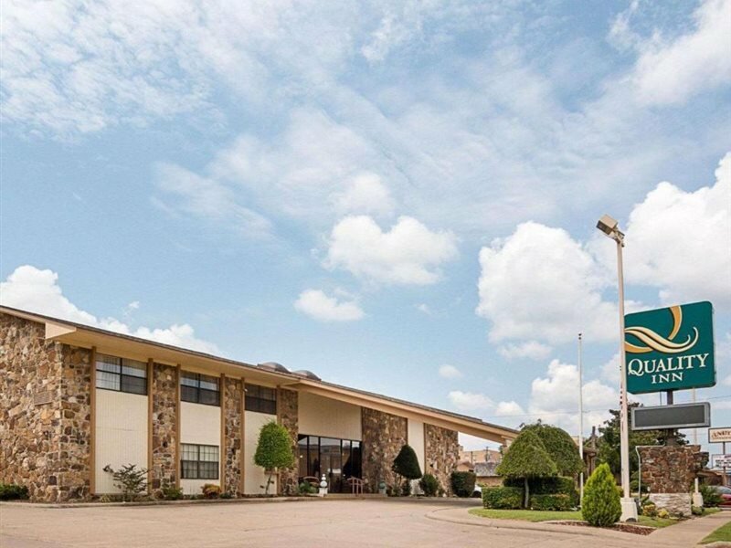 Фото Quality Inn Magnolia