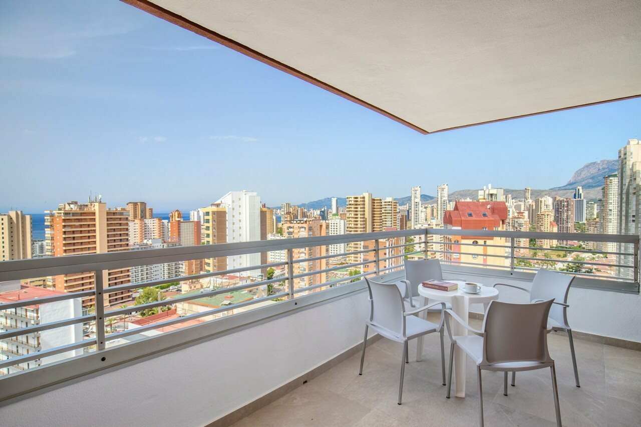 Фото Aparthotel BCL Levante Lux