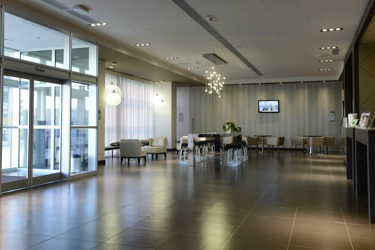 Фото Best Western Premier Chc Airport