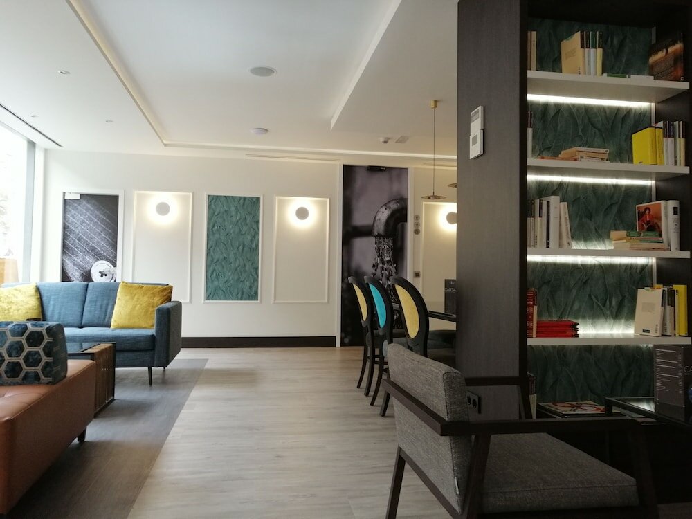 Фото Hotel Gran Versalles