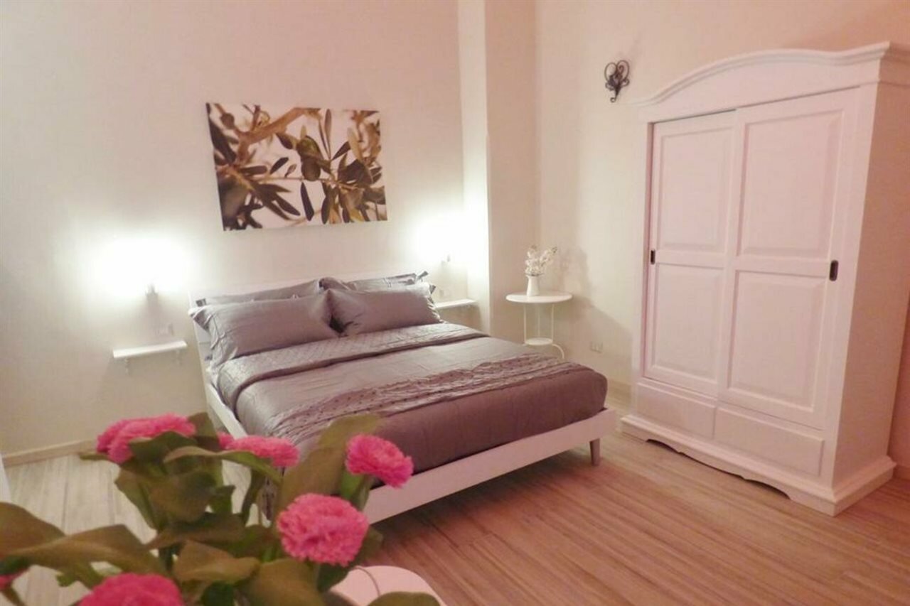 Фото Amedeo Square