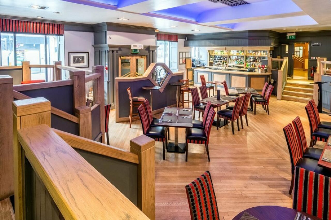 Фото Aberdeen Douglas Hotel