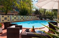 Фото Astoria Suite Hotel