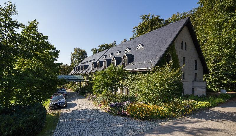 Фото Hotel Schloss Eckberg