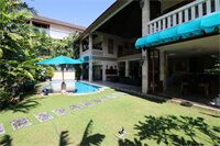 Фото Bali Mystique Hotel and Apartments