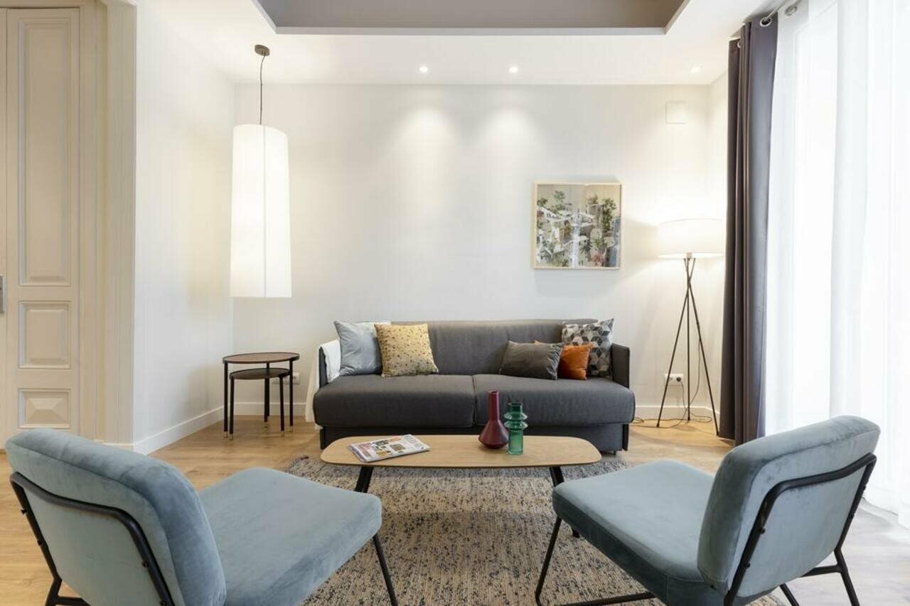 Фото Aspasios Urquinaona Design Hotel