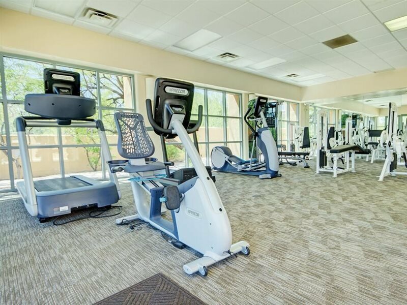 Фото Starr Pass Golf Suites