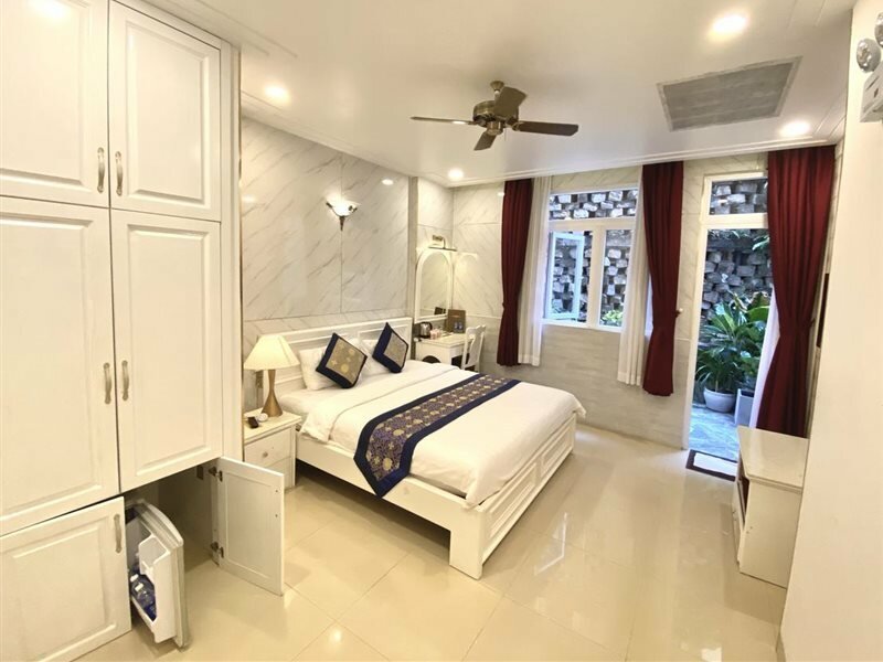 Фото Tulip Hotel 3