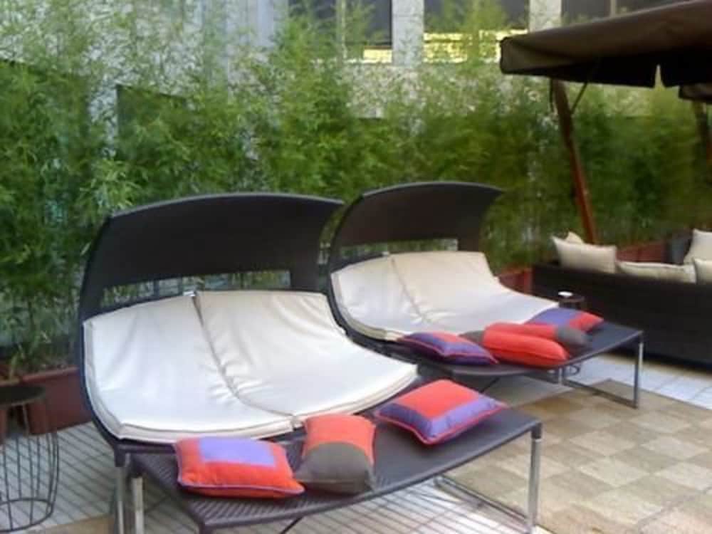 Фото Sina The Gray