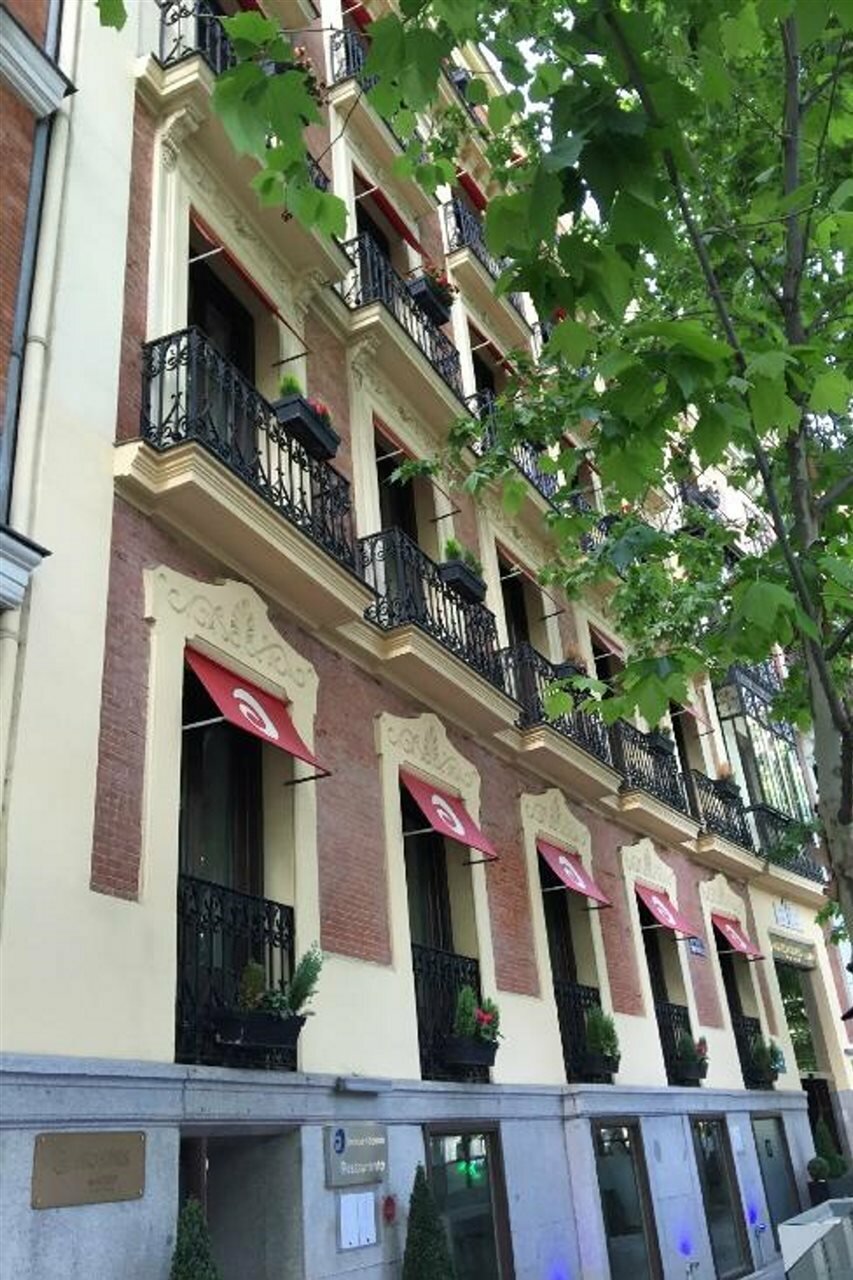 Фото Hotel Hospes Puerta de Alcalá