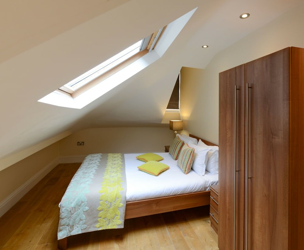 Фото Mayflower Hotel