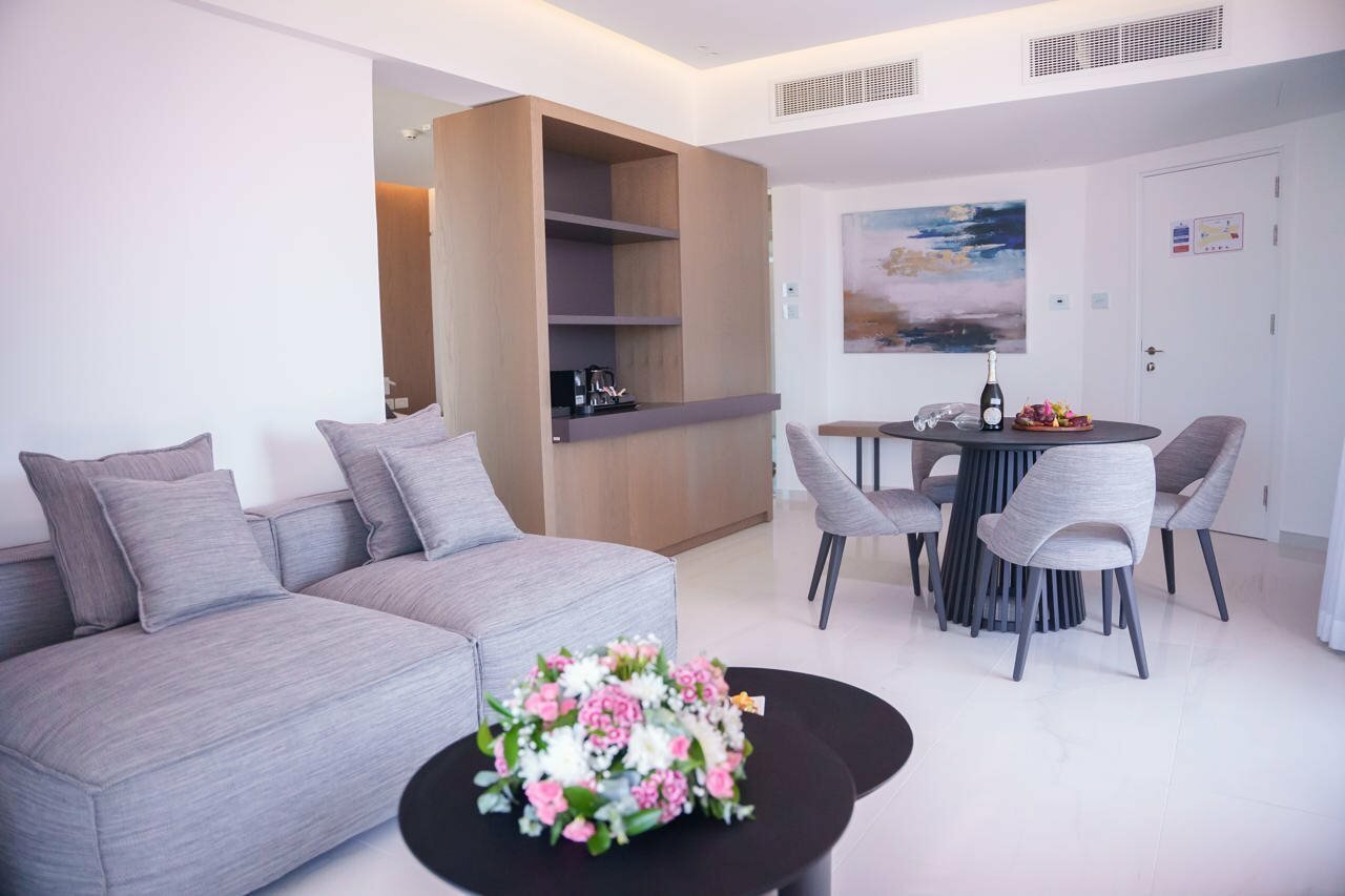 Фото Pavlo Napa Beach Hotel