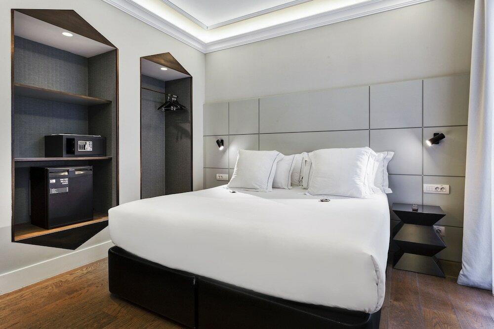 Фото One Shot Recoletos 04