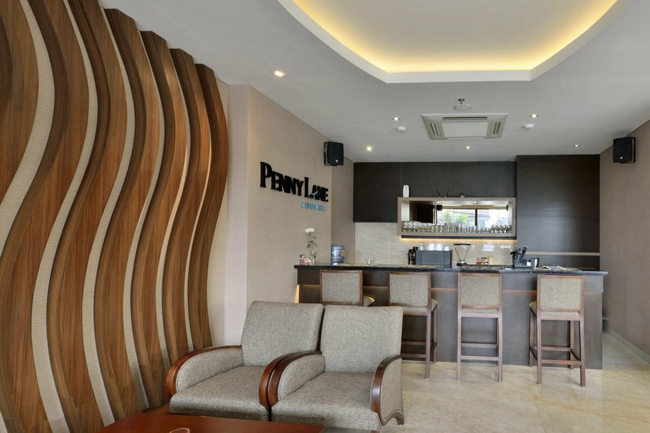 Фото Hotel California Bandung