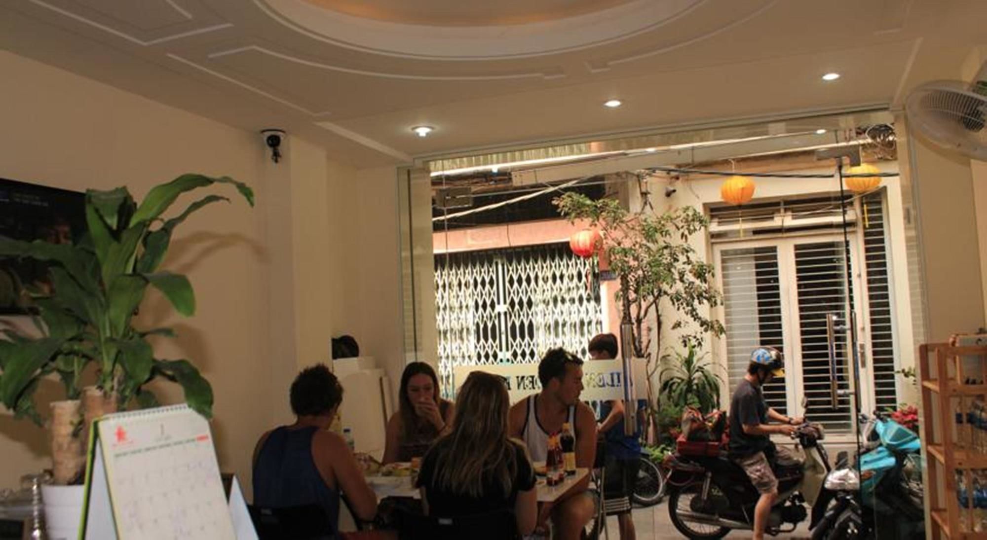 Фото Ailen Garden Hotel