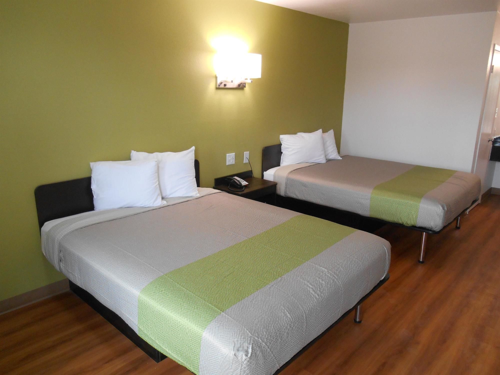 Фото Studio 6 Bryan, Tx - University Area