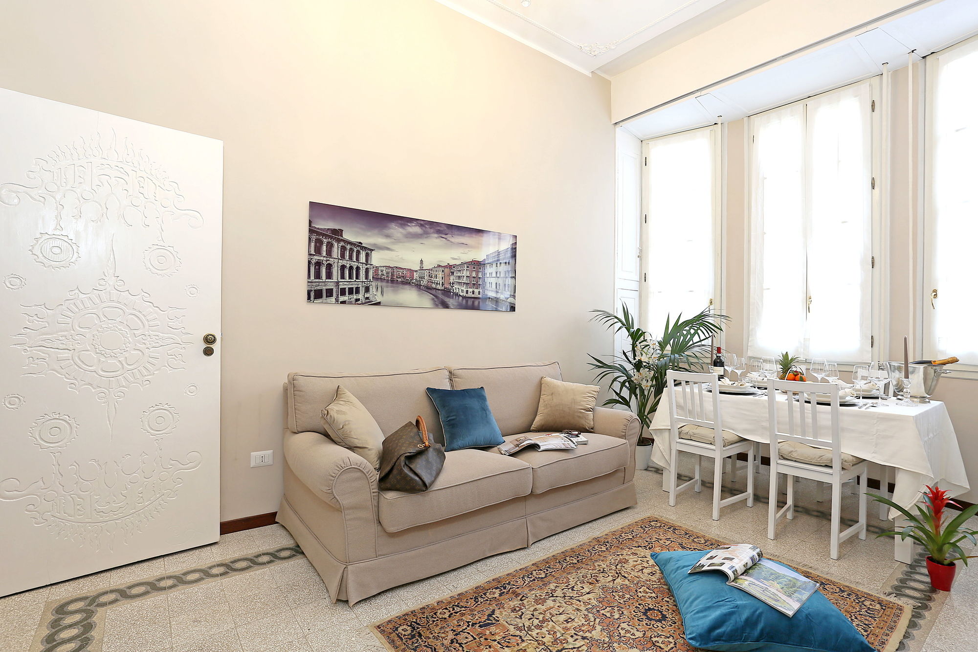 Фото Liberty Rome Suites