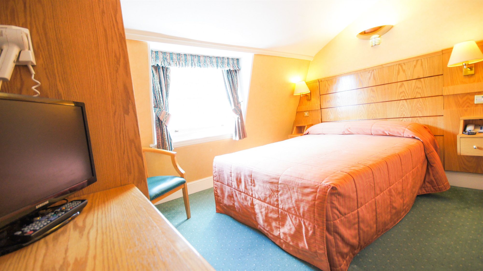 Фото Nayland Hotel