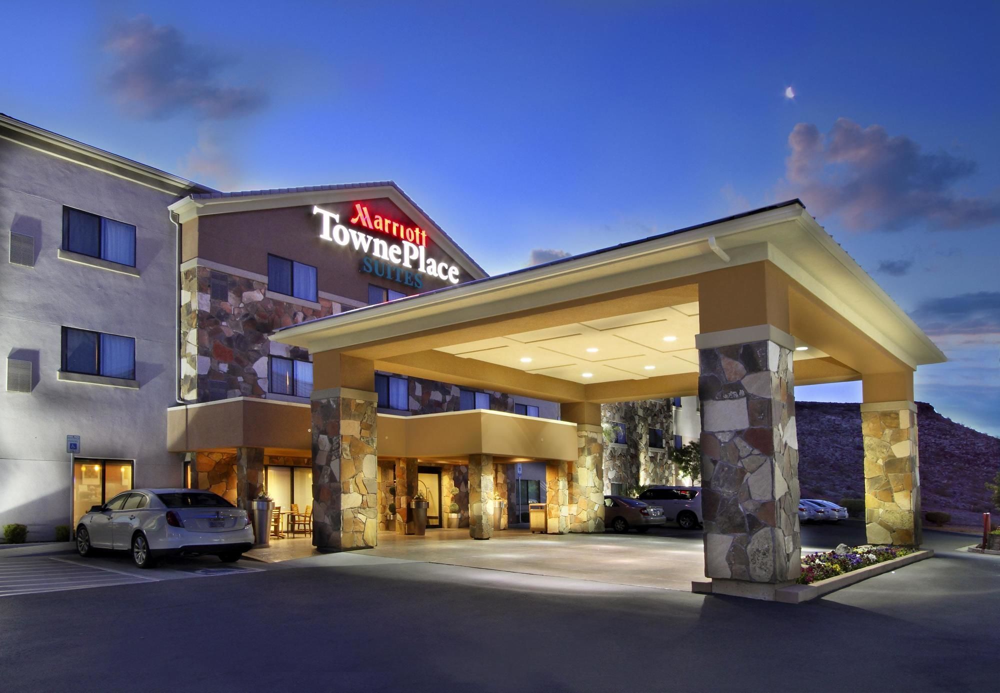 Фото TownePlace Suites by Marriott St. George