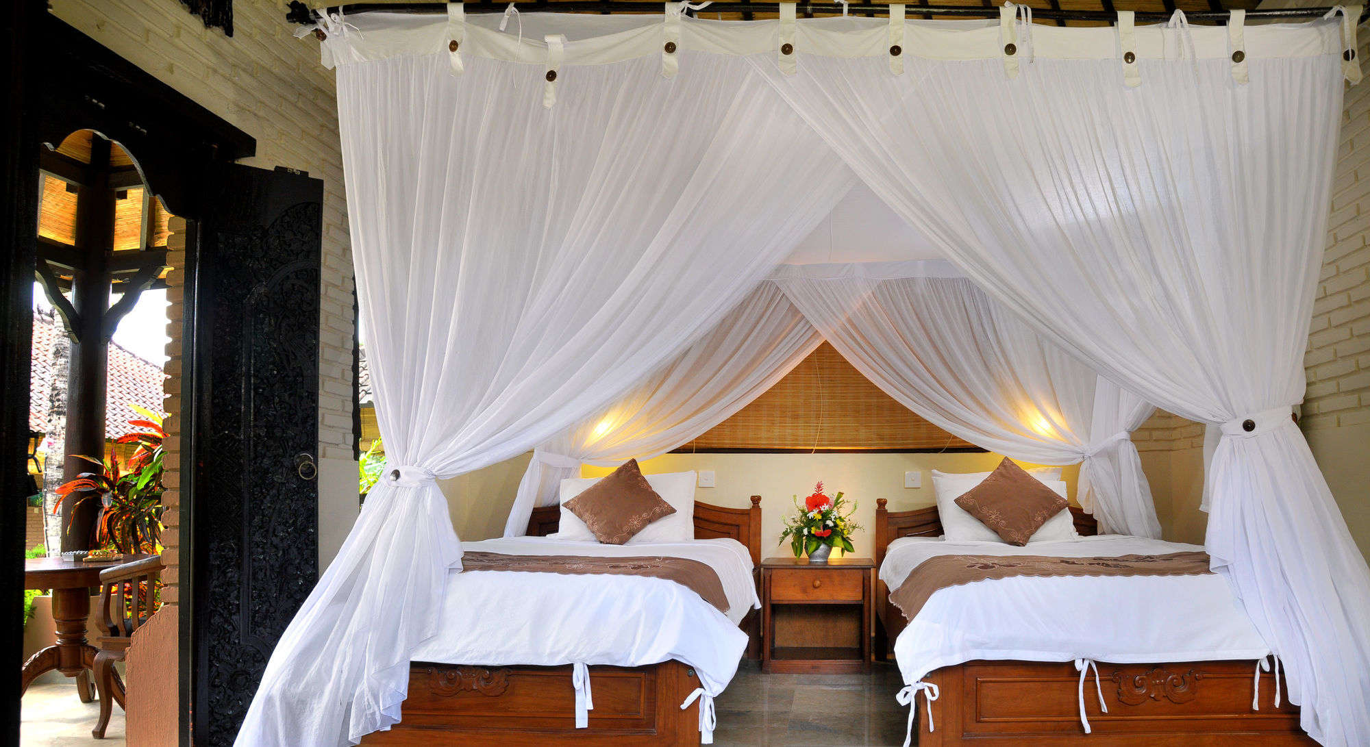 Фото Hidden Paradise Cottages