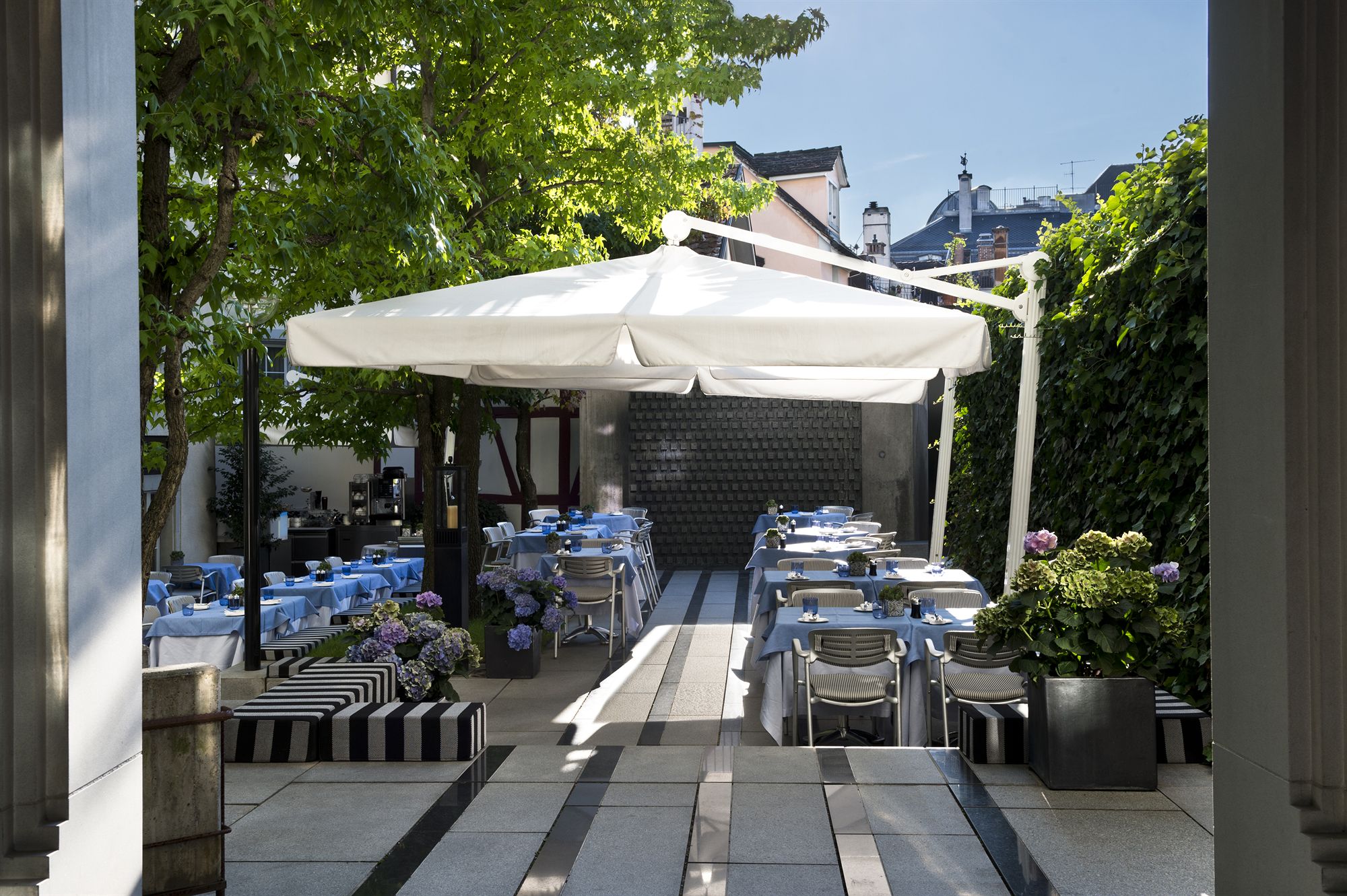 Фото Widder Hotel