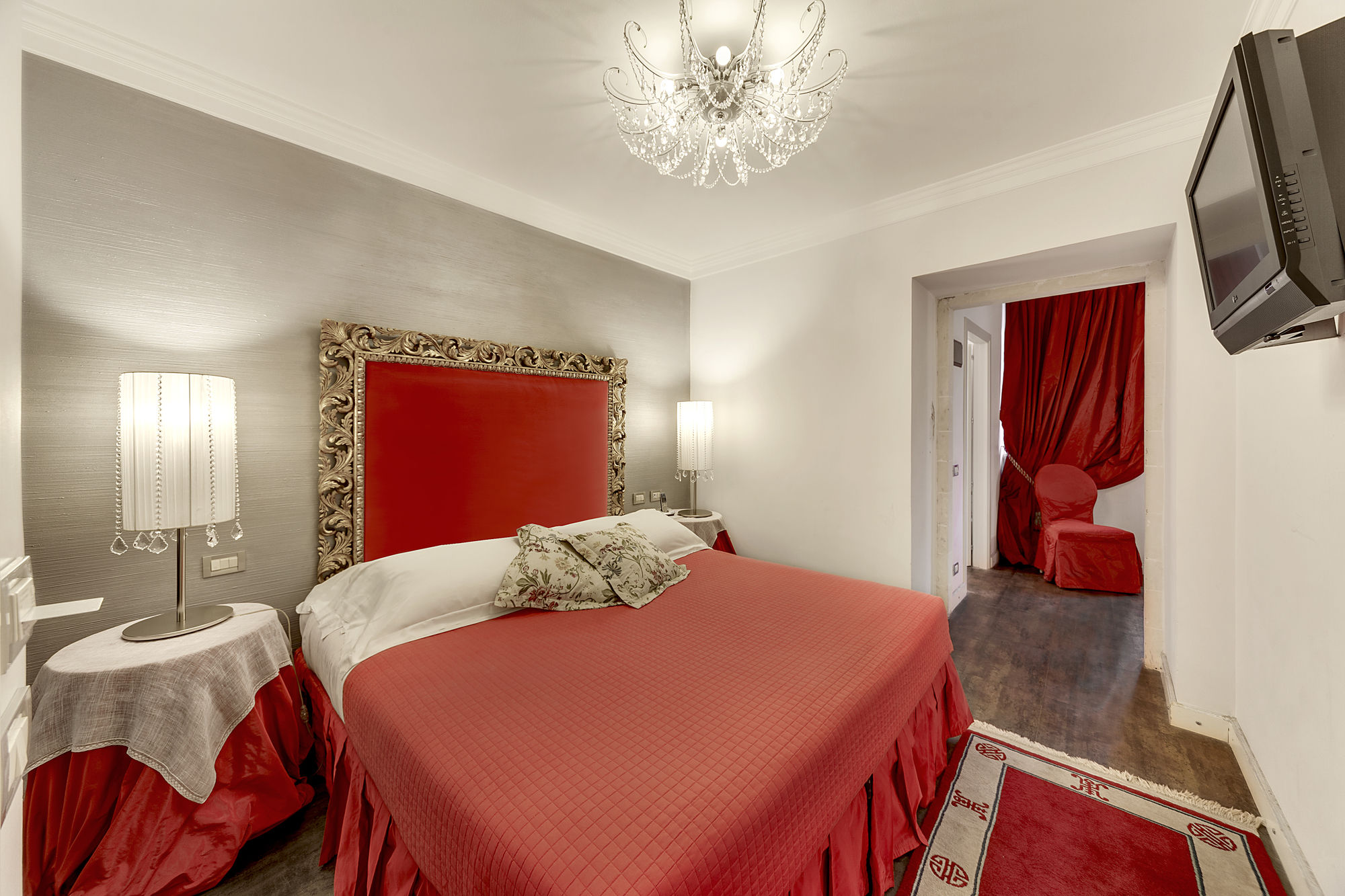 Фото Relais Antica Badia San Maurizio 1619