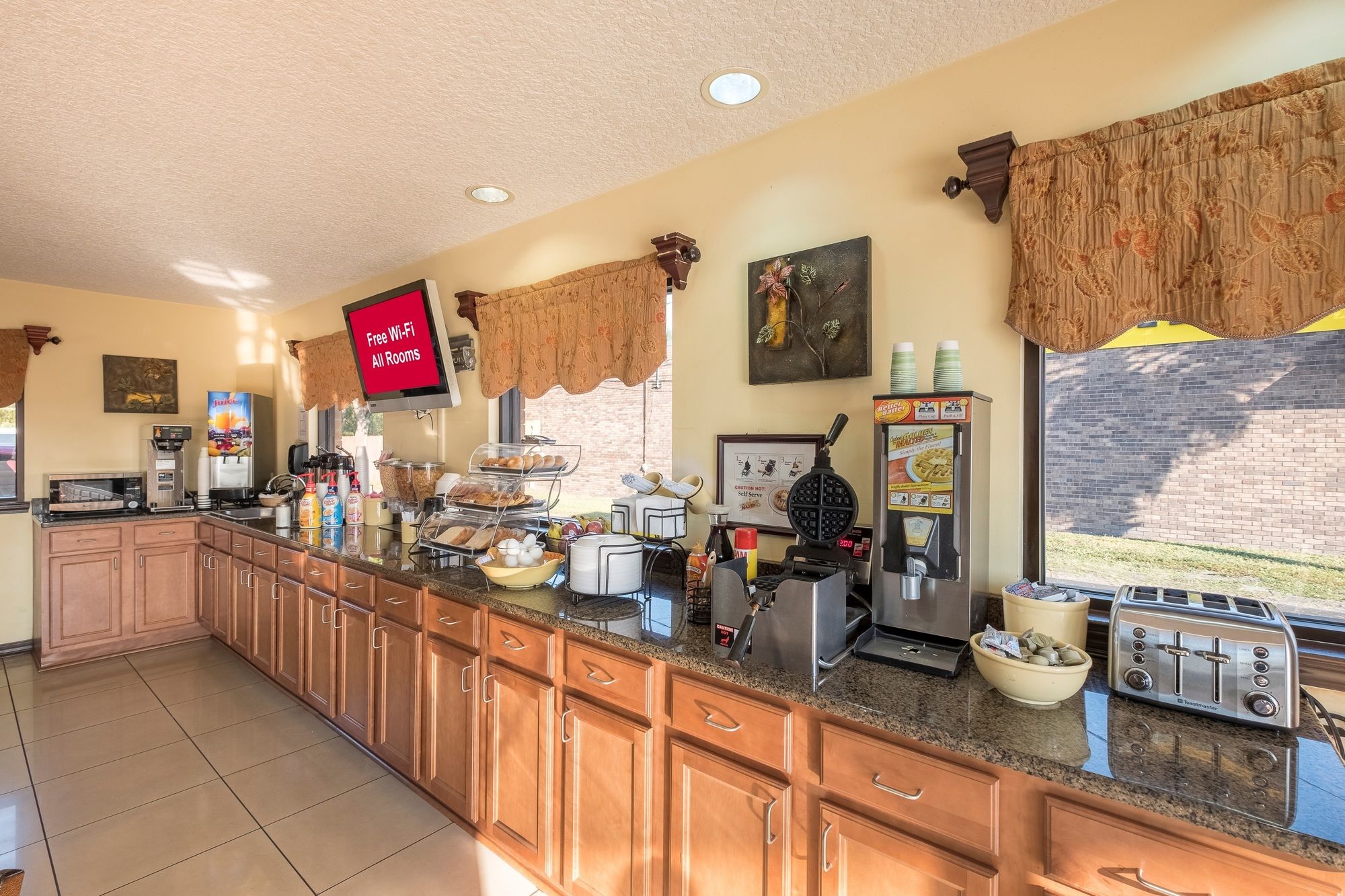 Фото Red Roof Inn Baldwin