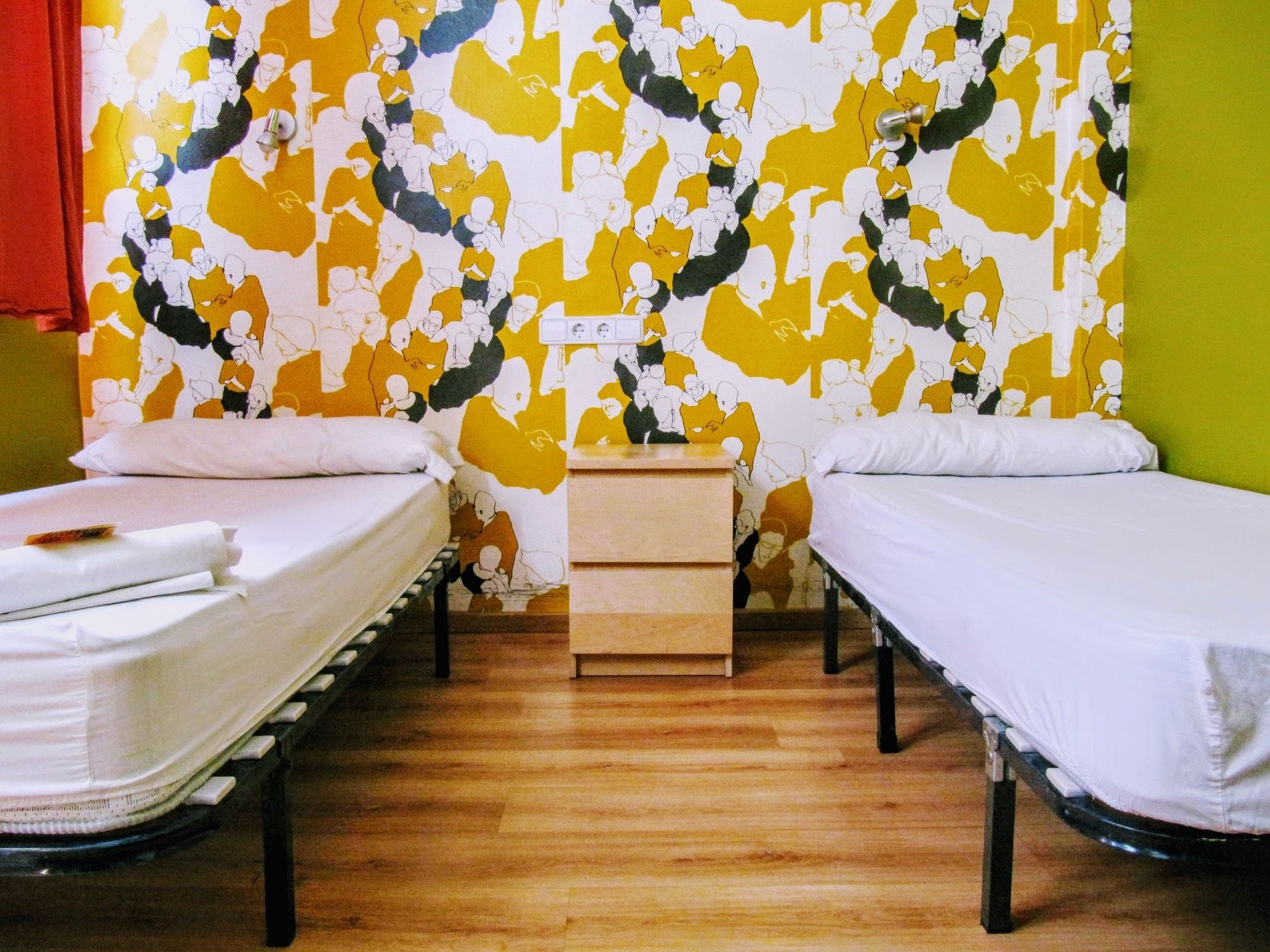 Фото Yellow Nest Hostel Barcelona