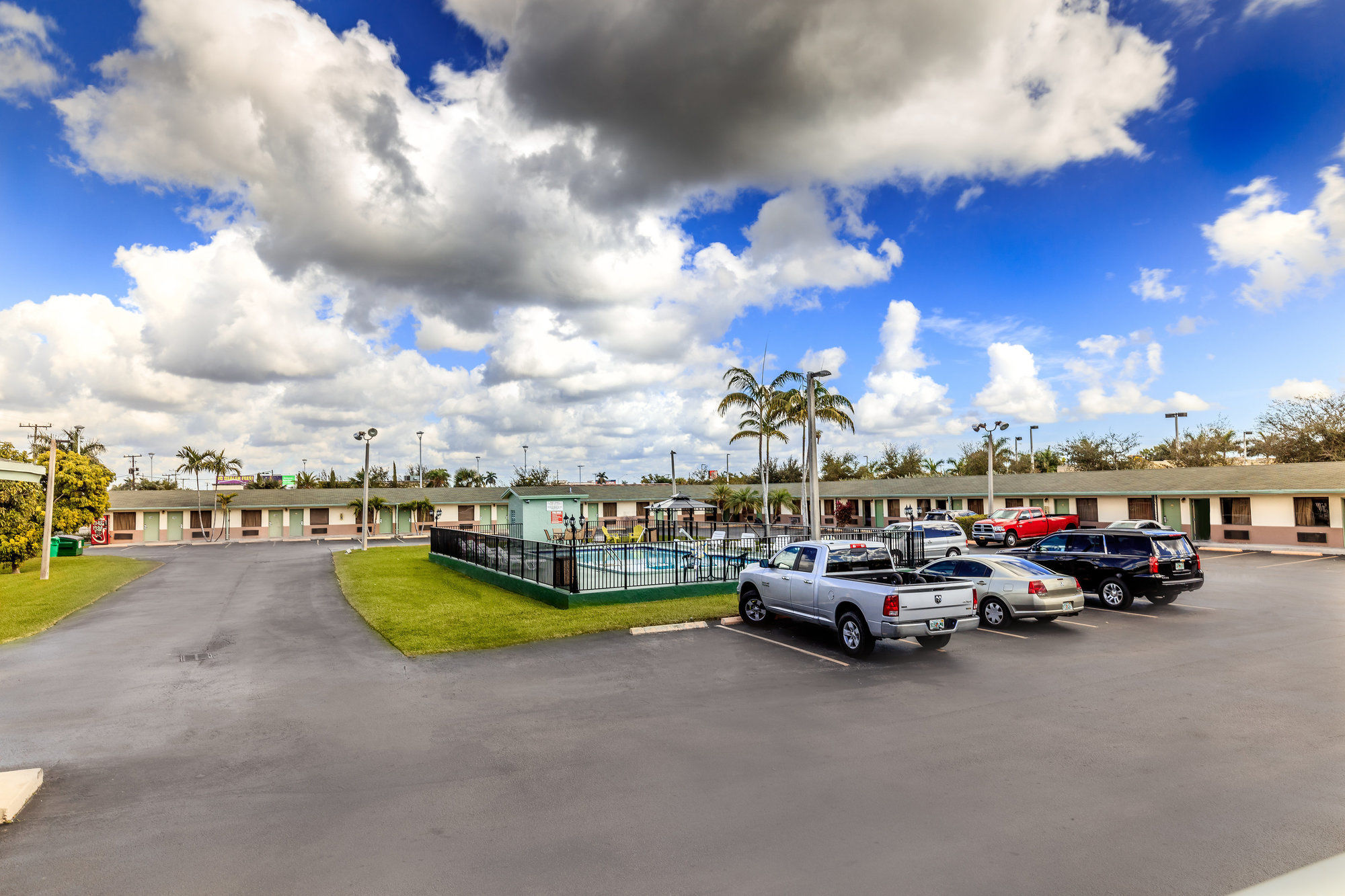 Фото Budget Host Inn