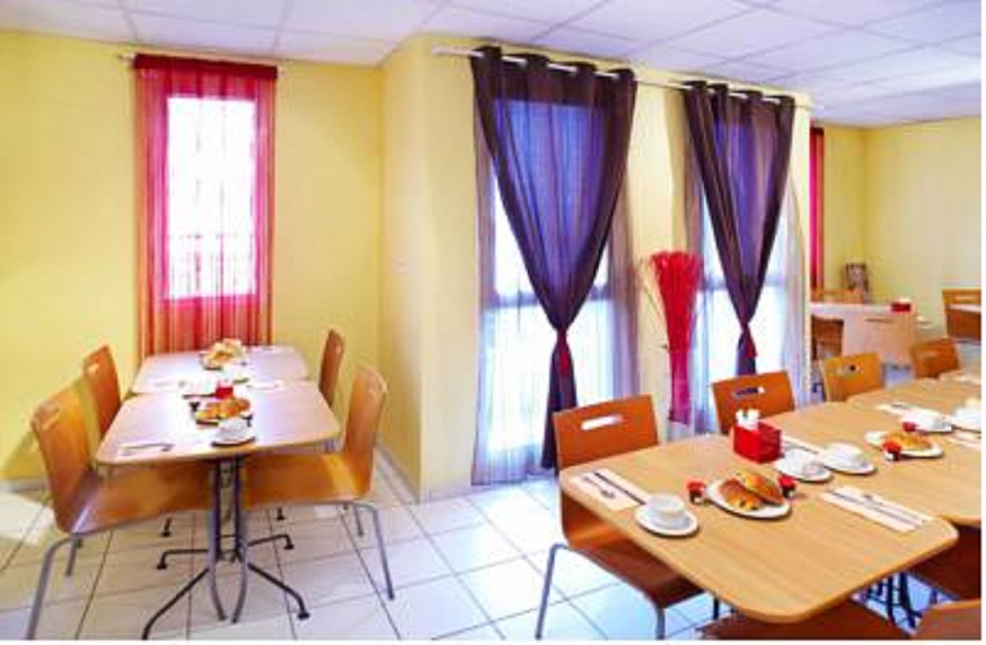 Фото Séjours et Affaires La Rochelle Les Minimes