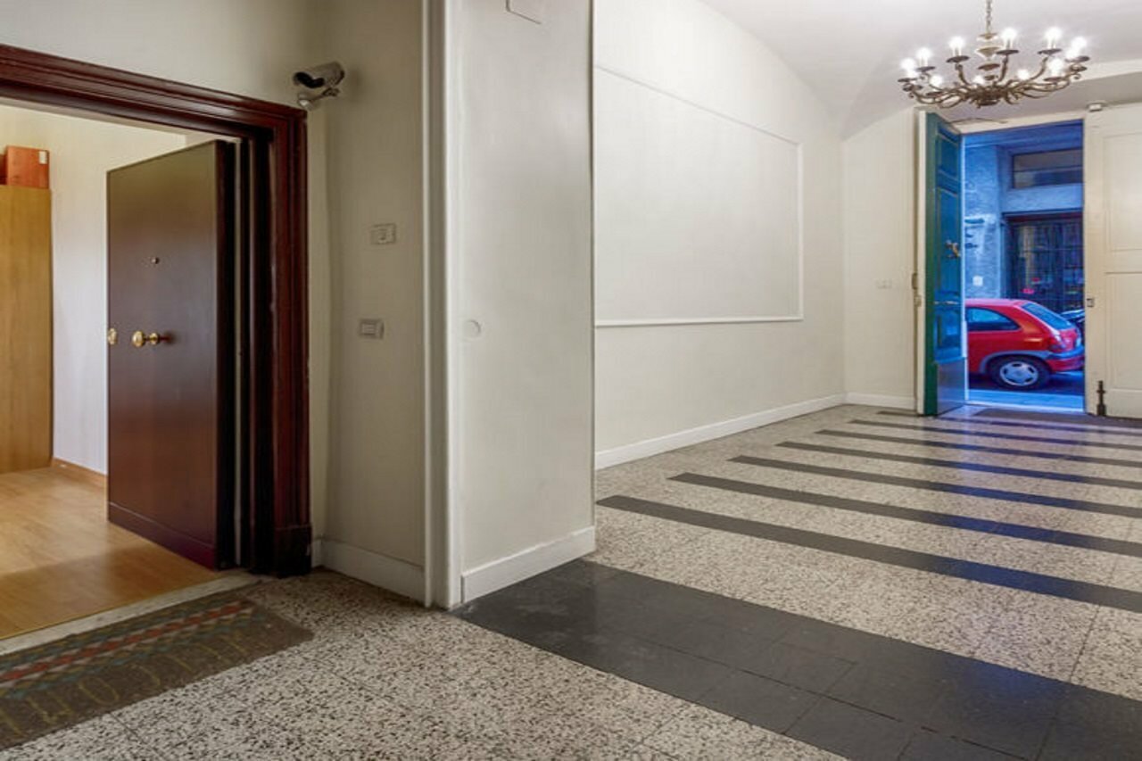 Фото NearHome Smart Suites Guest House