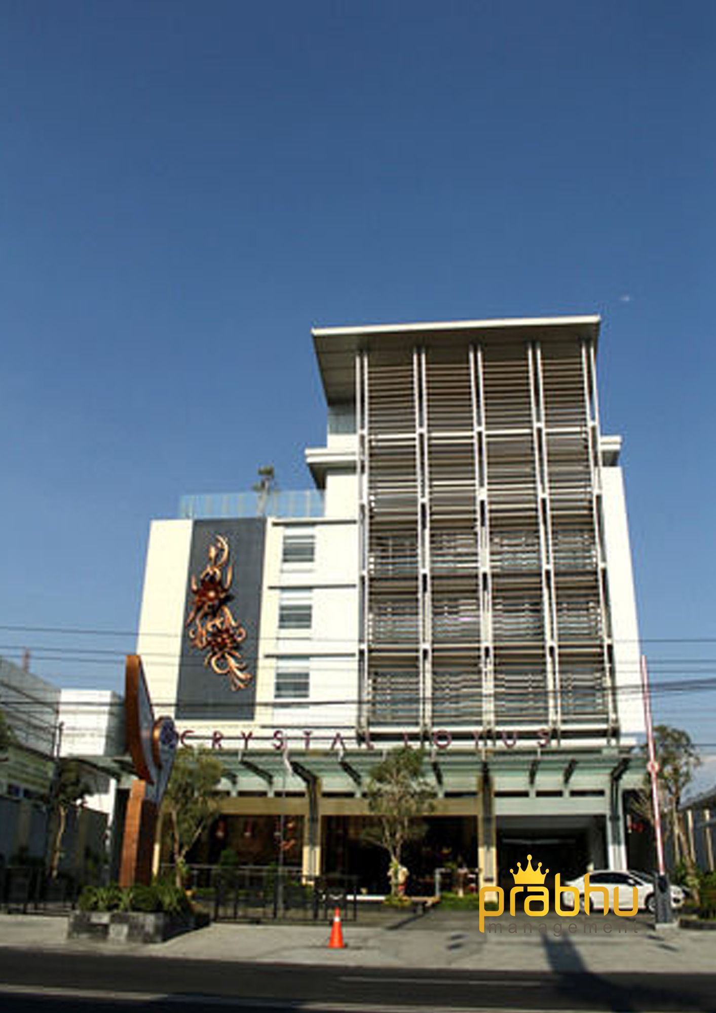 Фото Crystal Lotus Hotel Yogyakarta