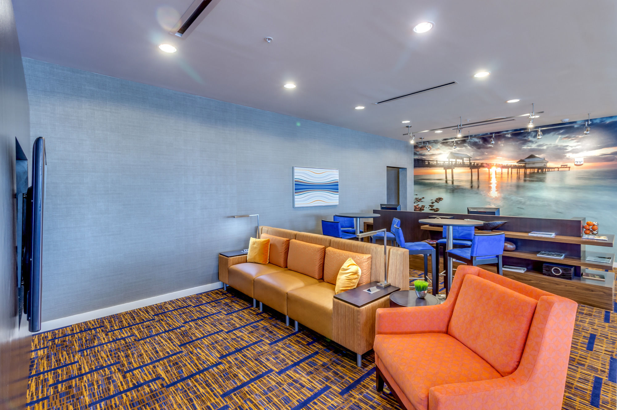 Фото Courtyard St. Petersburg Clearwater/Madeira Beach