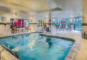 Гостиница Courtyard by Marriott Charleston Downtown/Civic Center