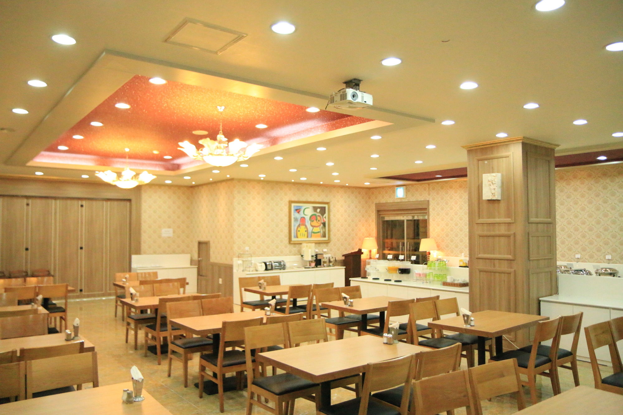 Фото B&Beach Hotel