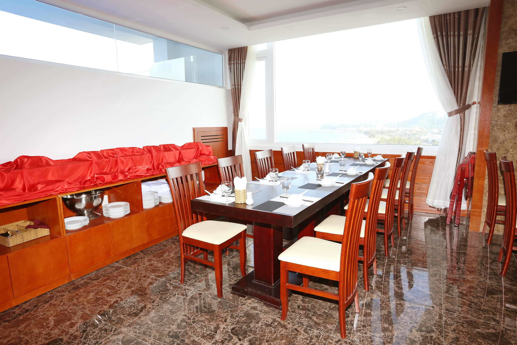 Фото Majestic Star Hotel