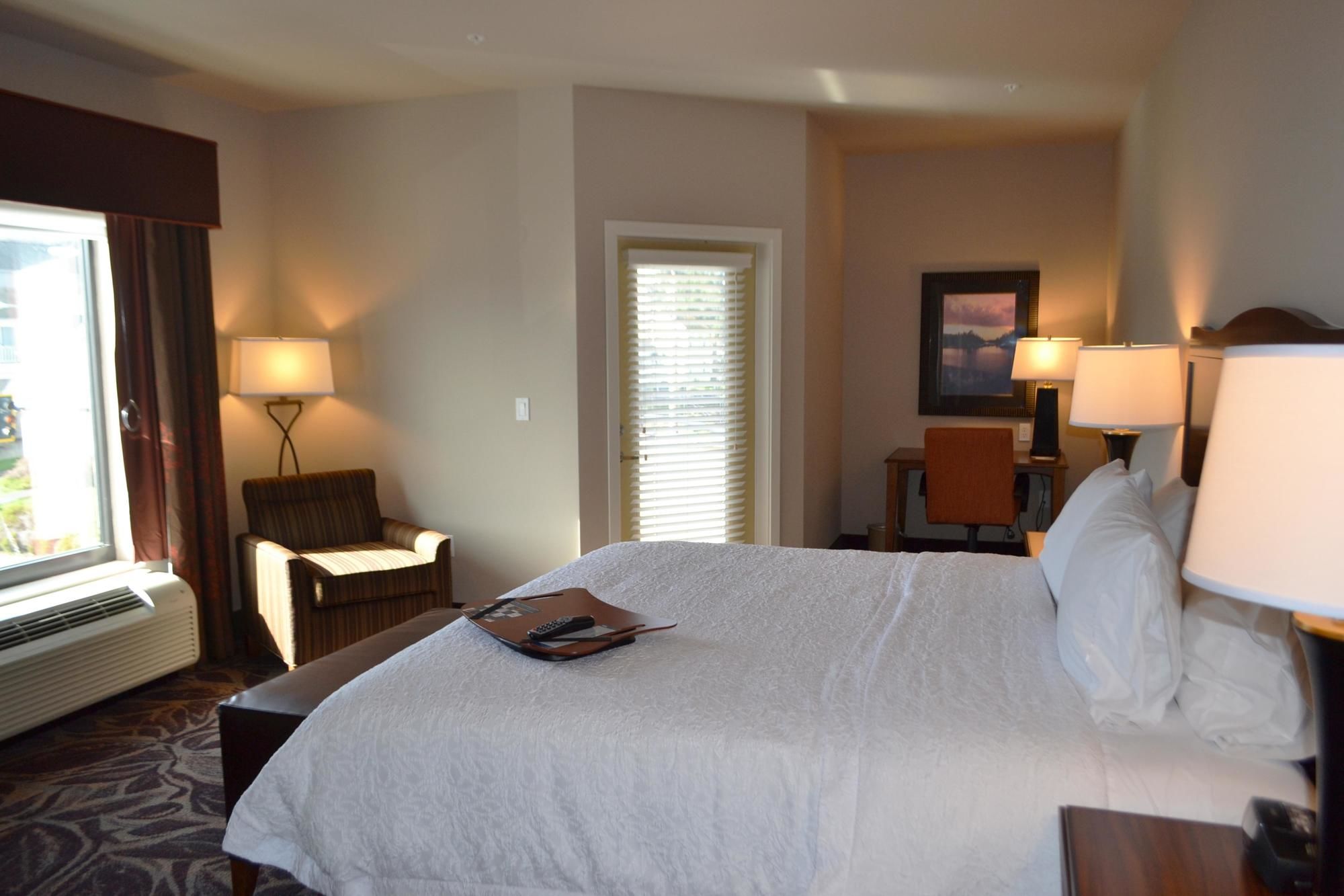 Фото Hampton Inn Seattle/Everett