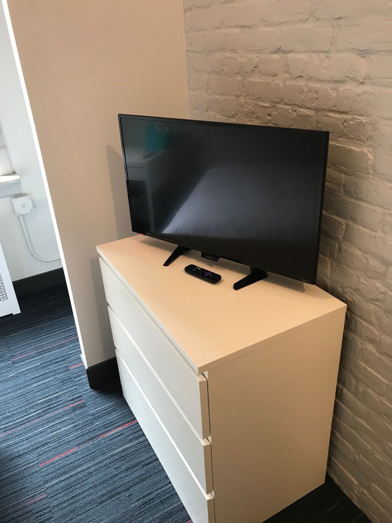 Фото Chelsea Pines Inn