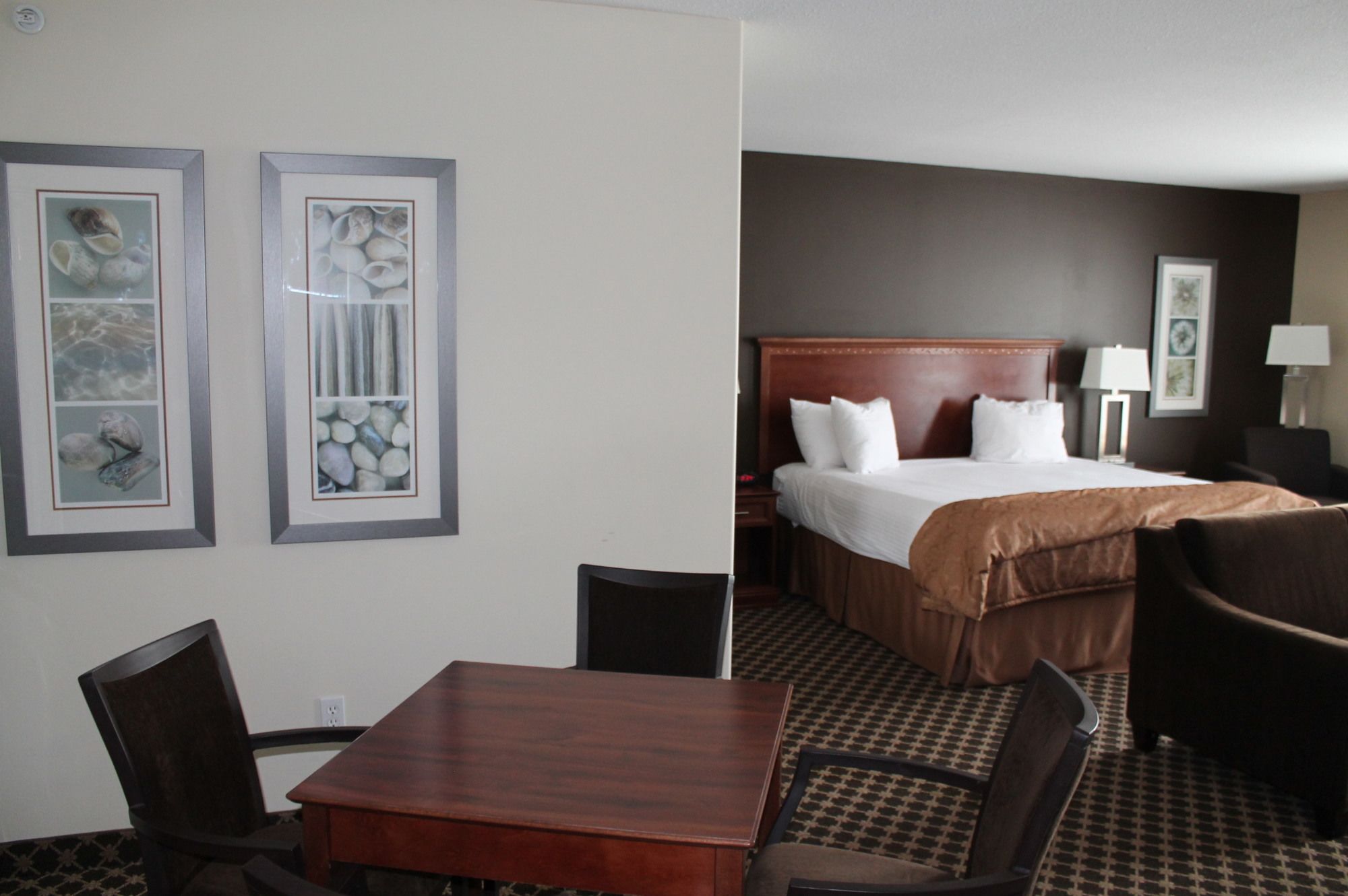 Фото Best Western Strathmore Inn