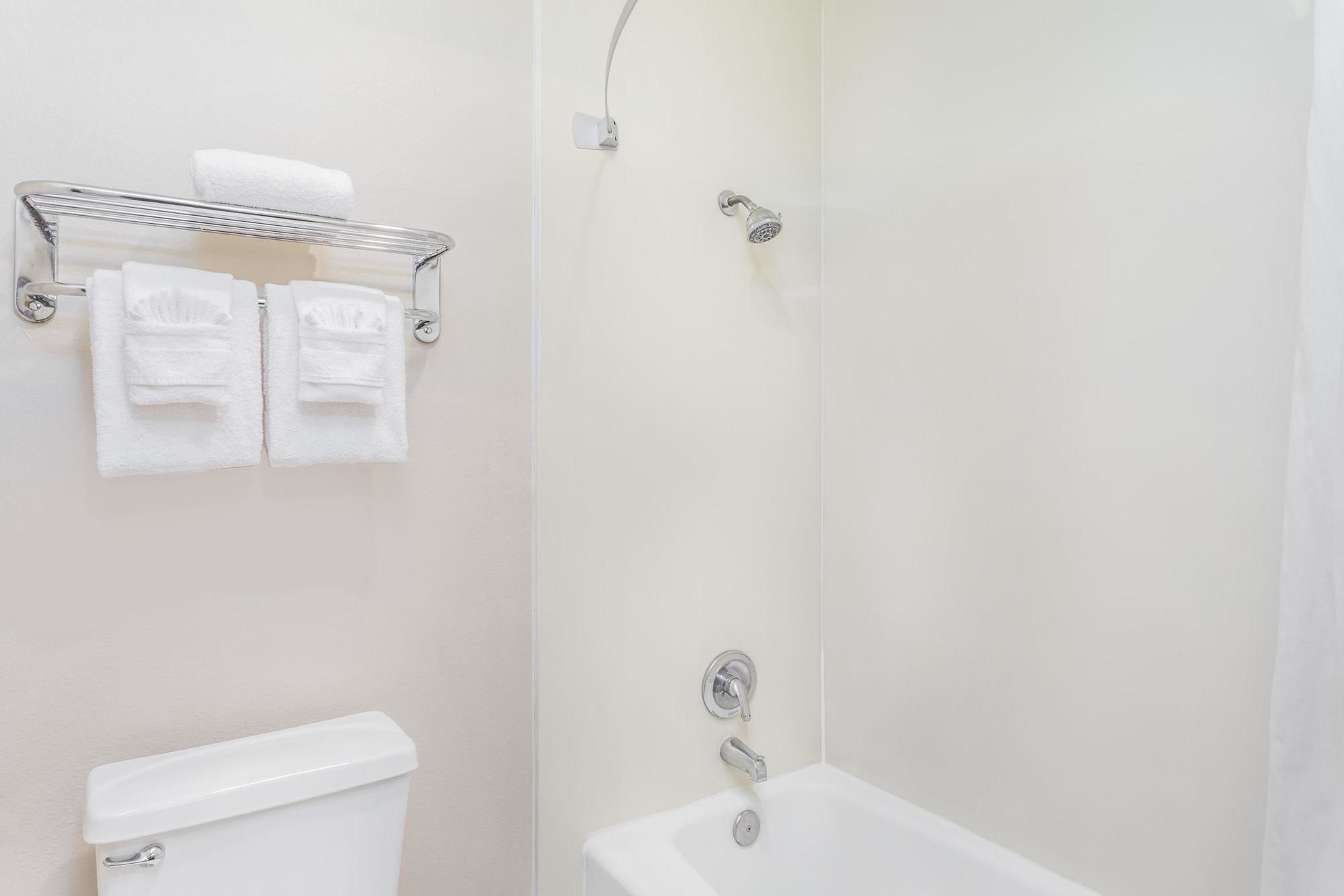 Фото Super 8 by Wyndham Tempe/ASU/Airport