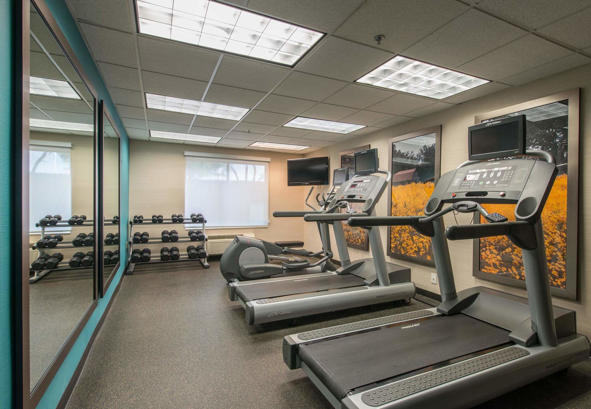 Фото Fairfield by Marriott Inn & Suites Indianapolis Northwest