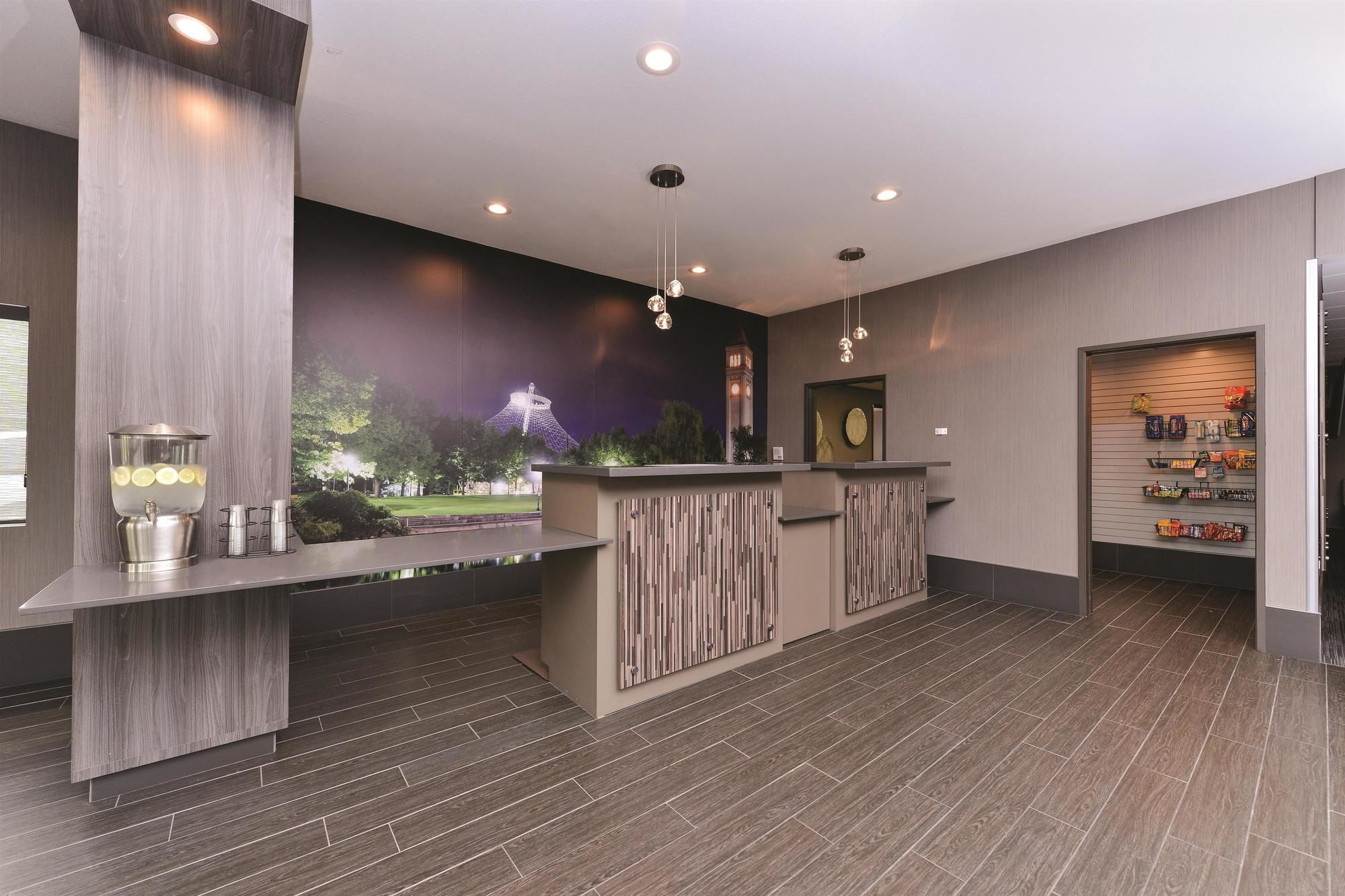 Фото Best Western Plus Spokane North