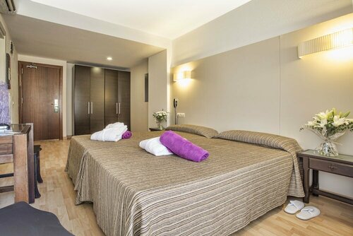 Внешний вид отеля Espanya - 30º hotels в Калелье, фото 4