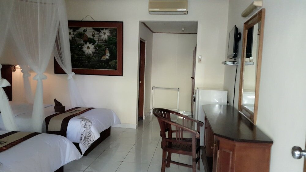 Фото Puri Dalem Cottages