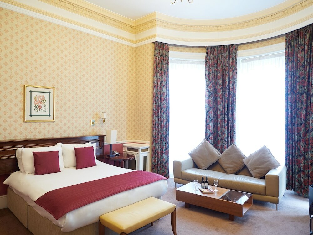 Фото The Diplomat Hotel