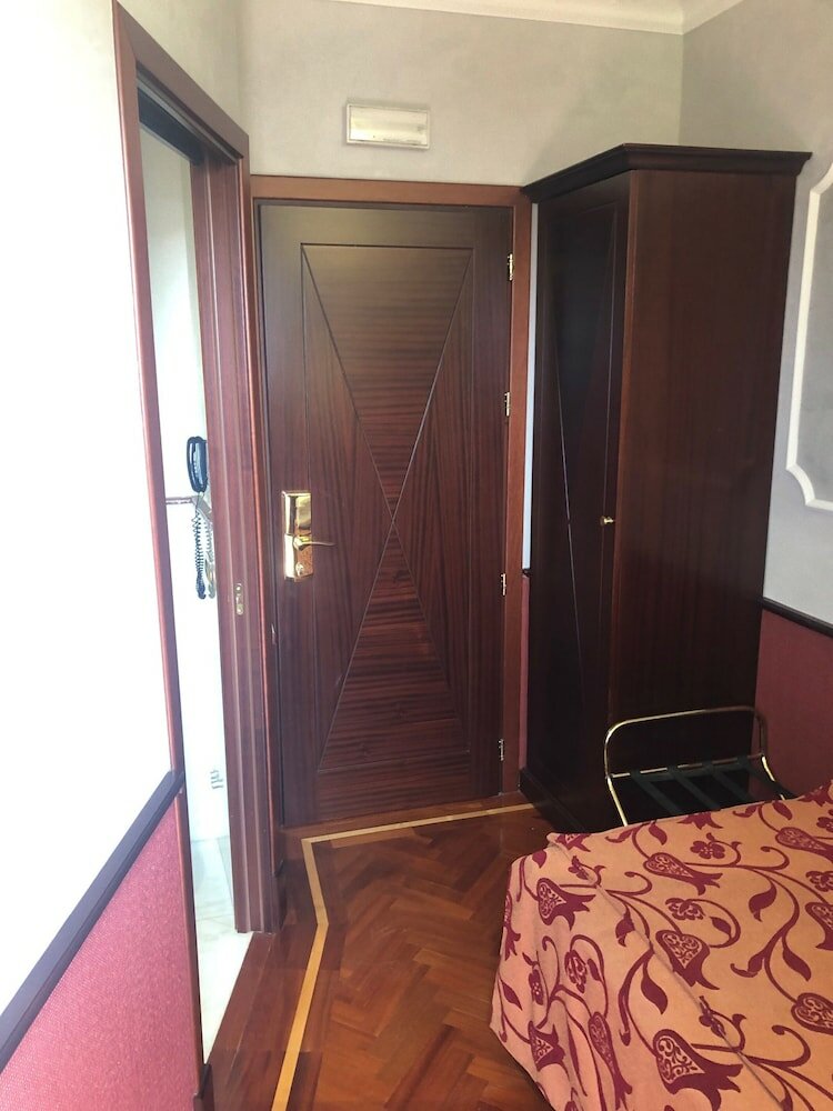 Фото Hotel Best Roma