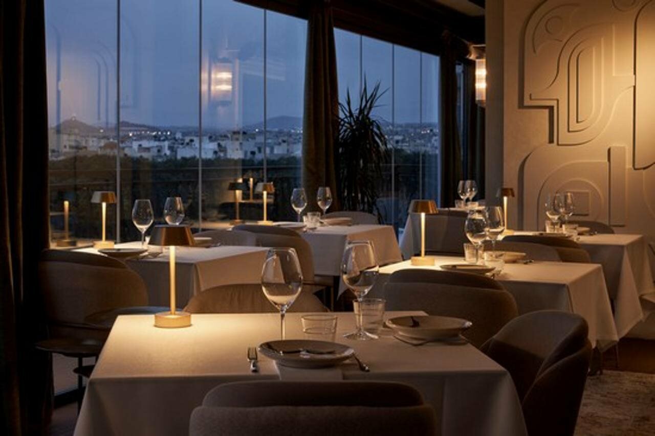 Фото Legacy Gastro Suites