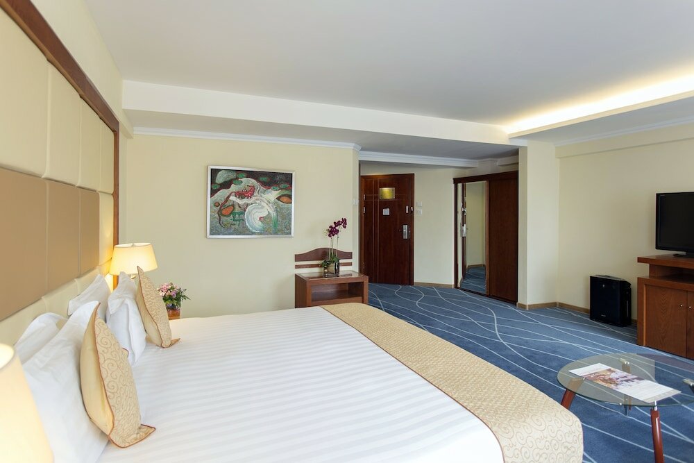 Фото Kempinski Hotel Khan Palace