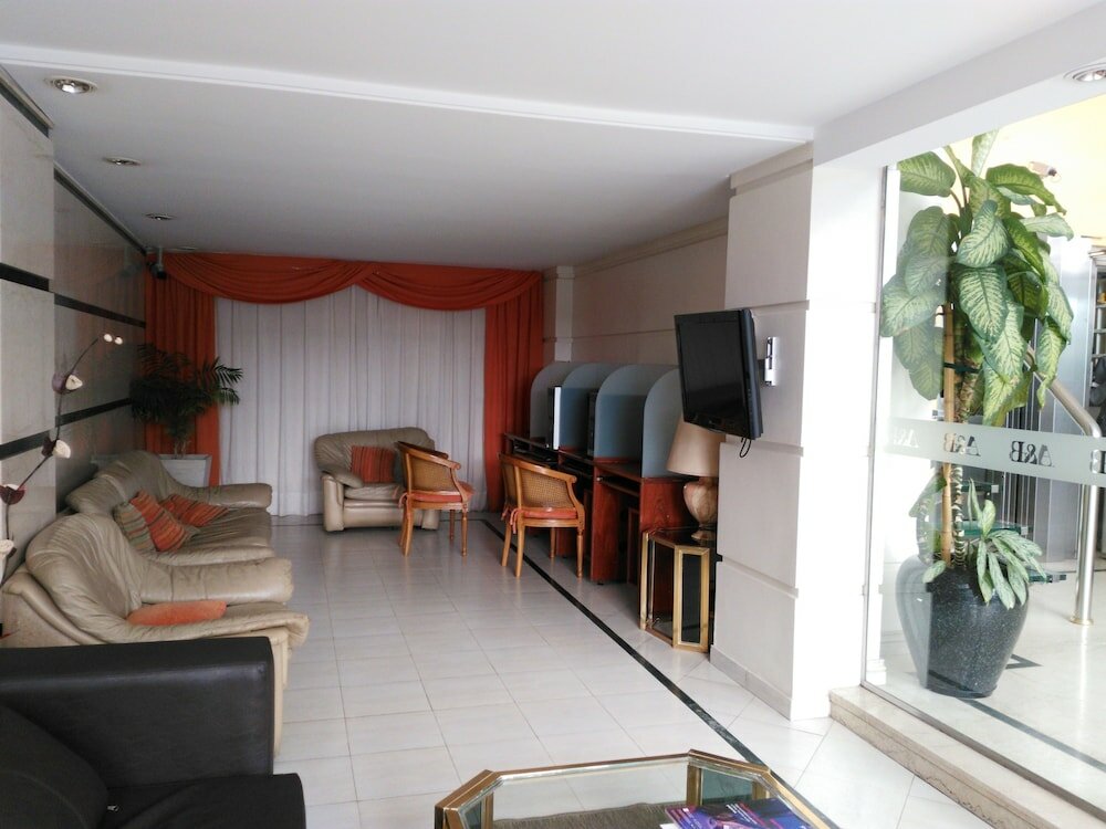 Фото Hotel AyB Internacional